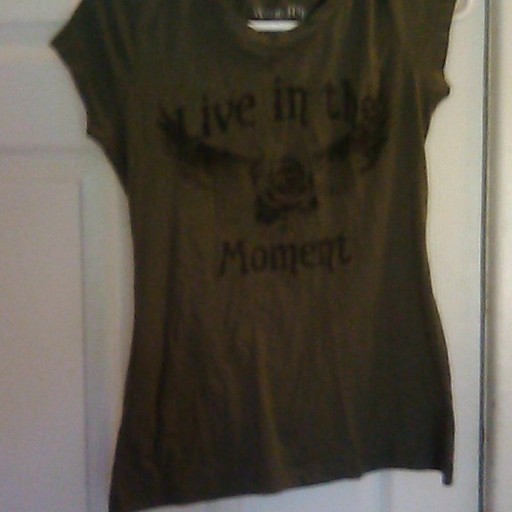 Logo tee